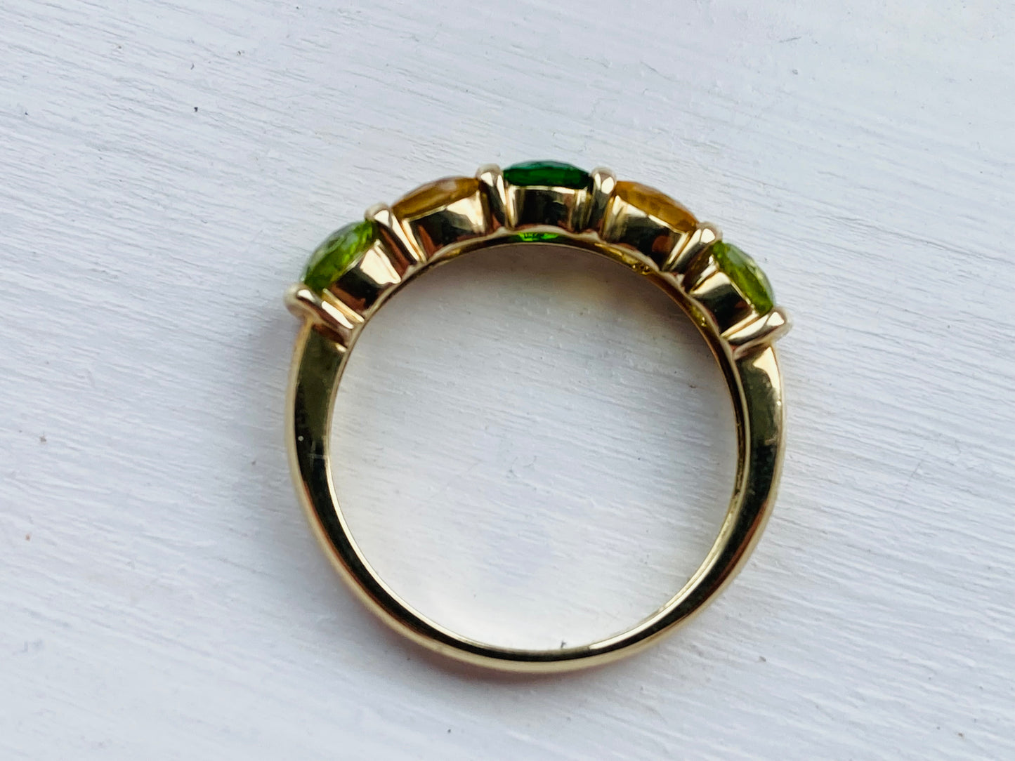 9ct Gold Peridot Ring