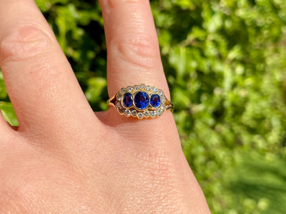 Vintage 18ct Gold Sapphire & Diamond Ring
