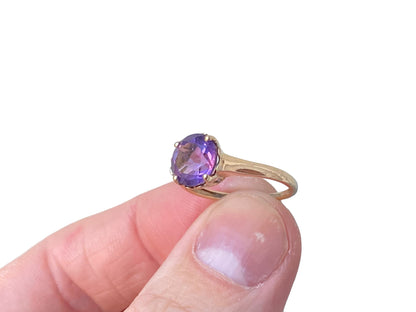 9ct Gold Amethyst Ring