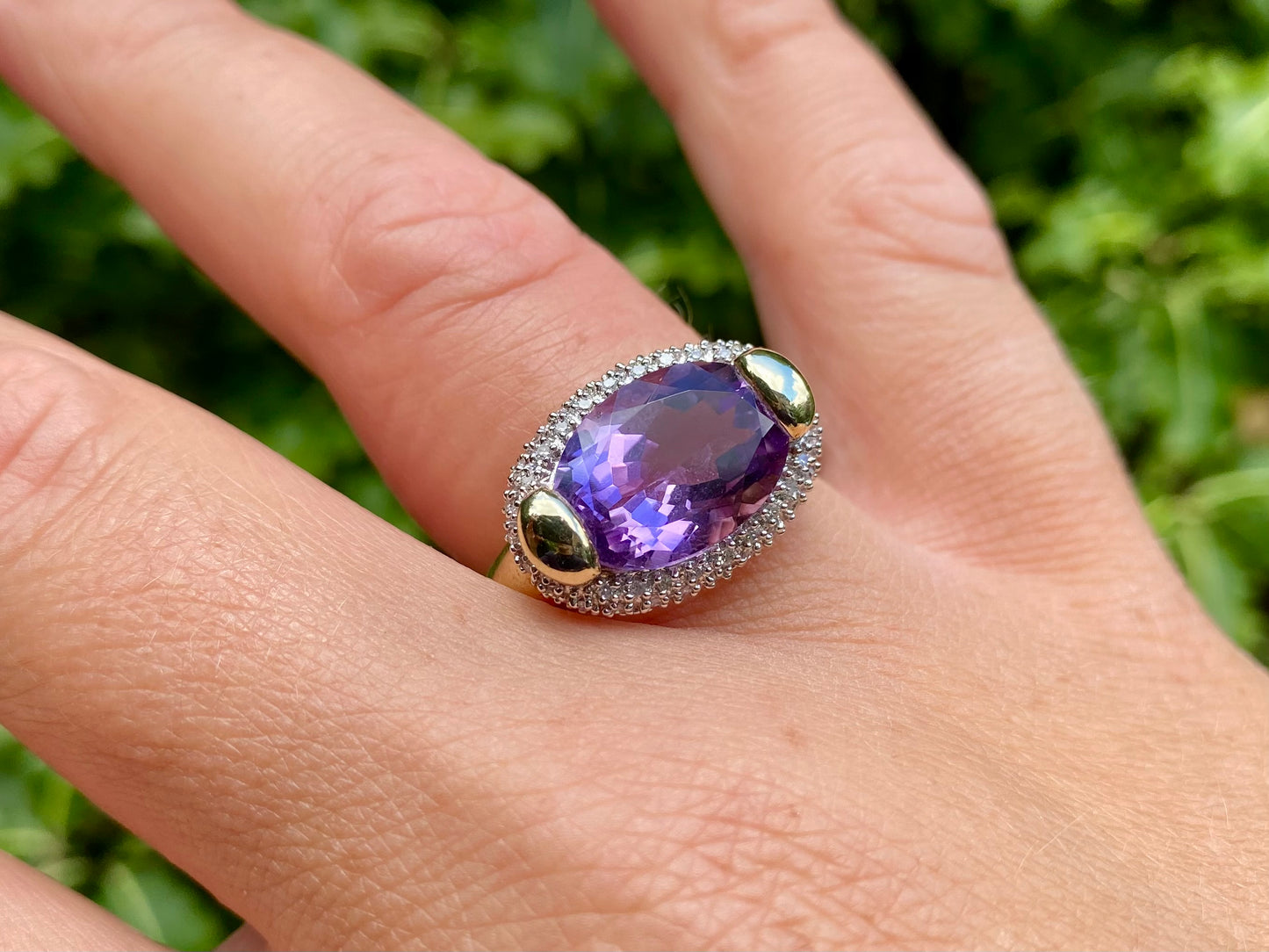 9ct Gold Amethyst & Diamond Ring