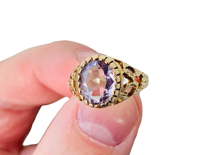 9ct Gold Amethyst Ring