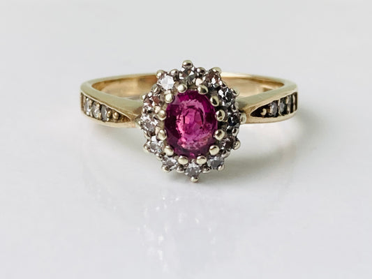 Vintage 9ct Gold Ruby & Diamond Ring