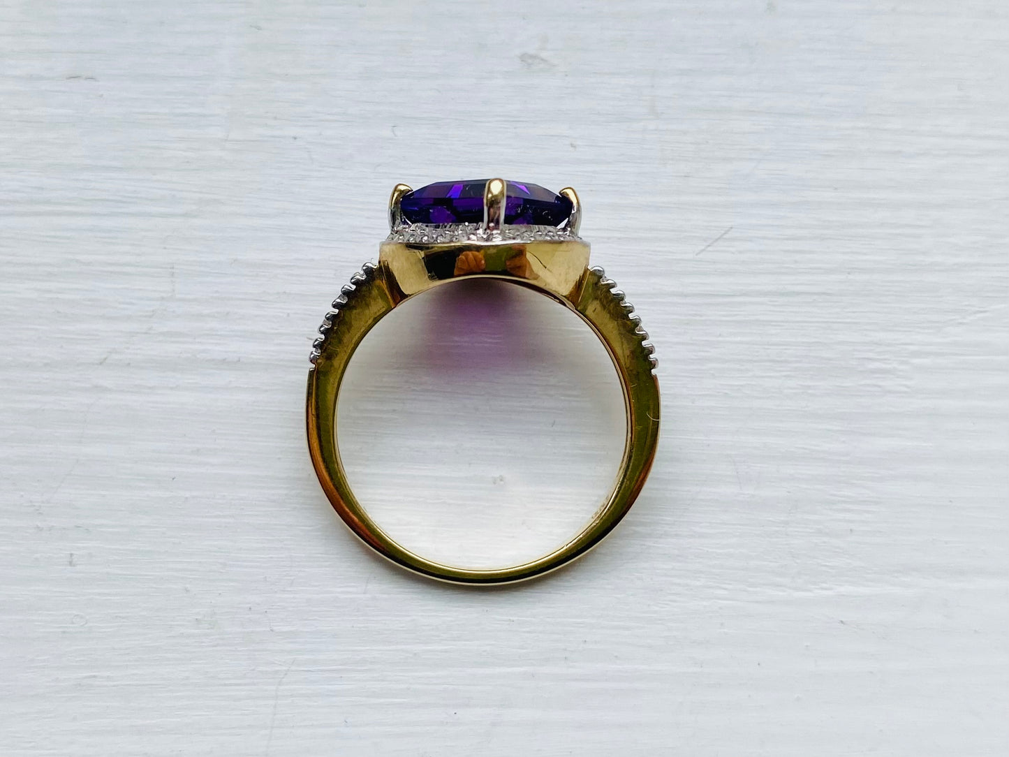 9ct Gold Amethyst & Diamond Ring