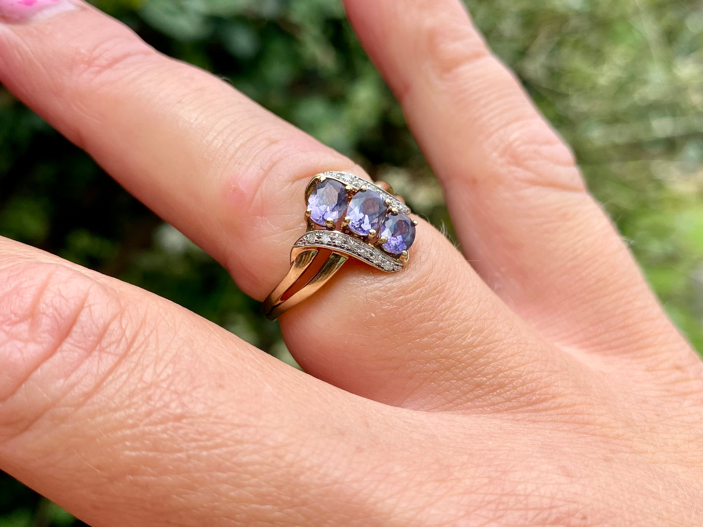 9ct Gold Tanzanite & Diamond Ring