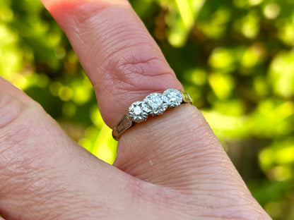 Vintage 18ct Gold Three-Stone Diamond Ring