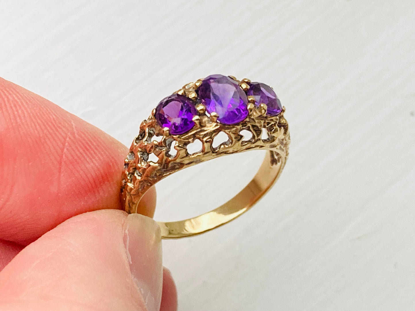 9ct Gold Amethyst Ring