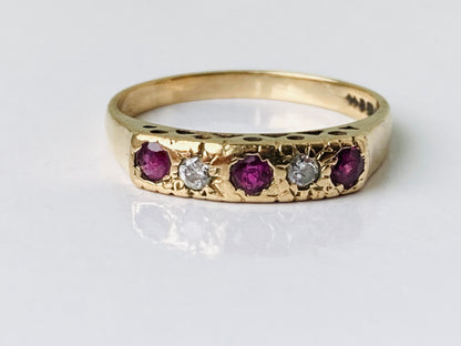 Vintage 9ct Gold Ruby & Diamond Ring