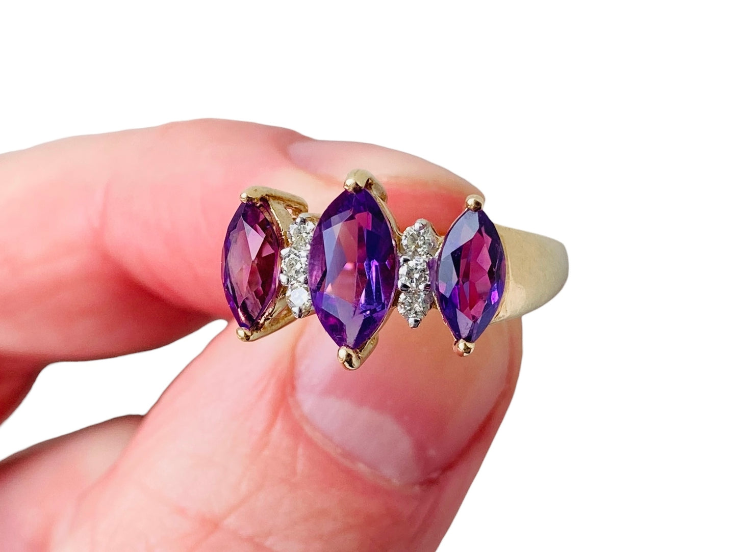 Vintage 9ct Gold Amethyst & Diamond Ring