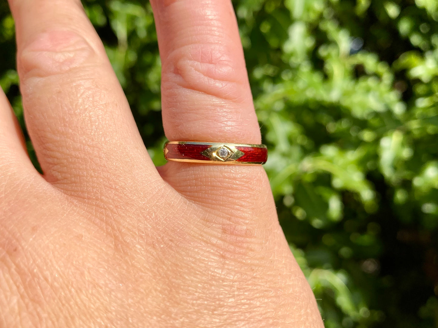 Vintage 18ct Gold Enamel Diamond  Band Ring