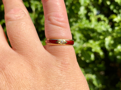 Vintage 18ct Gold Enamel Diamond  Band Ring
