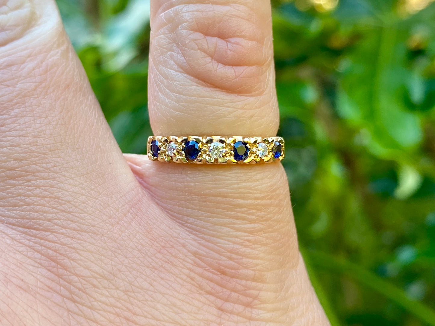 18ct Gold Sapphire & Diamond Ring