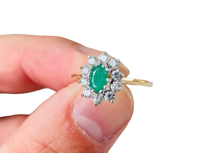 Vintage 9ct Gold Emerald & Cubic Zirconia Ring