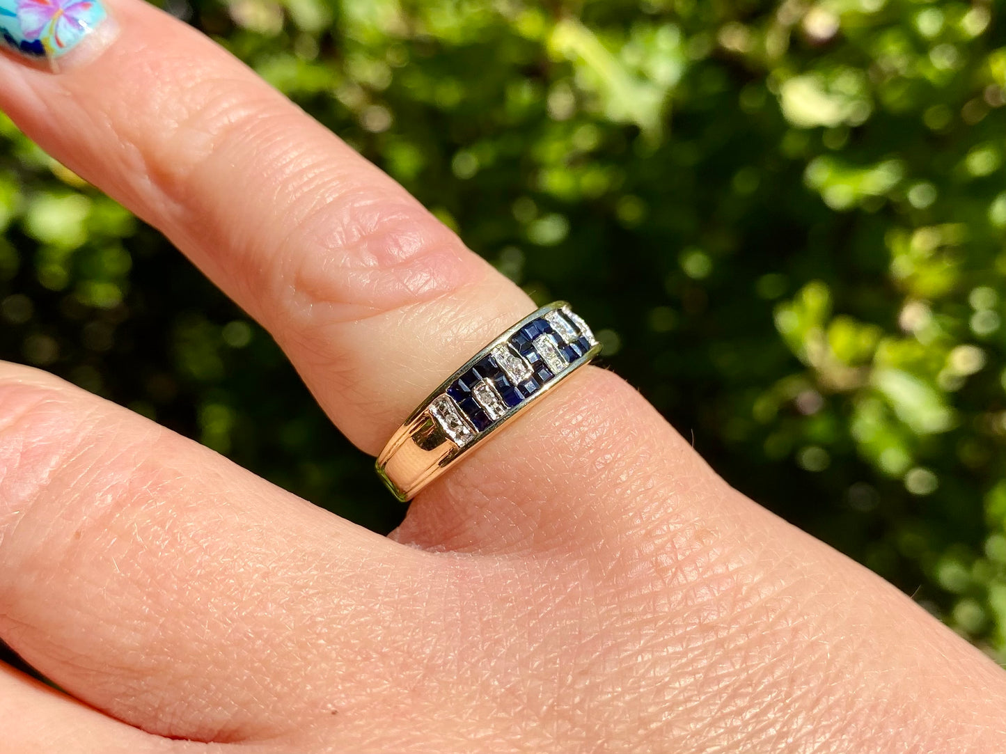 9ct Gold Sapphire & Diamond Ring