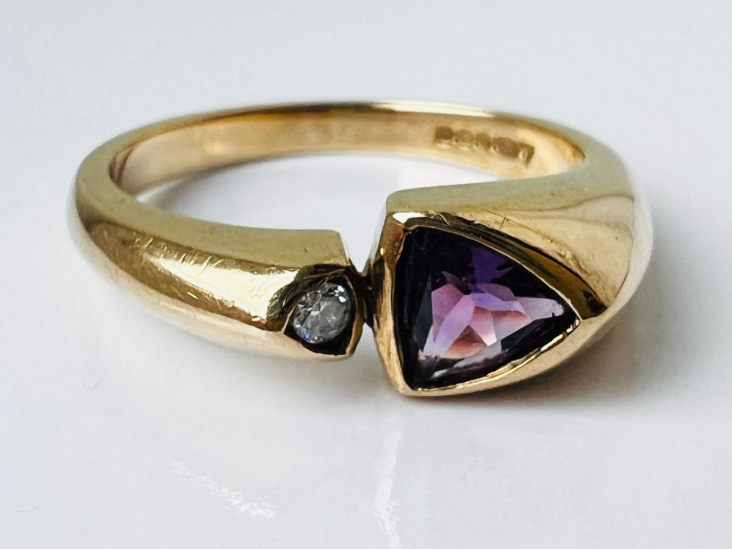 9ct Gold Amethyst & Diamond Ring