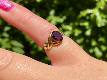 9ct Gold Rhodolite Garnet Ring