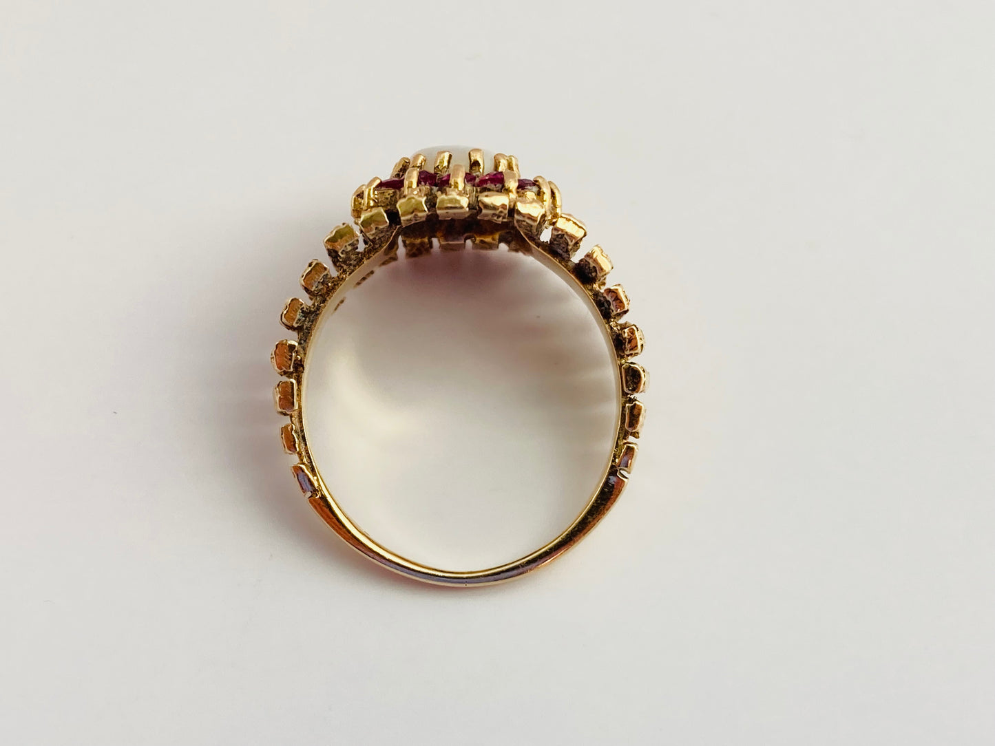 Vintage 9ct Gold Opal & Garnet Ring