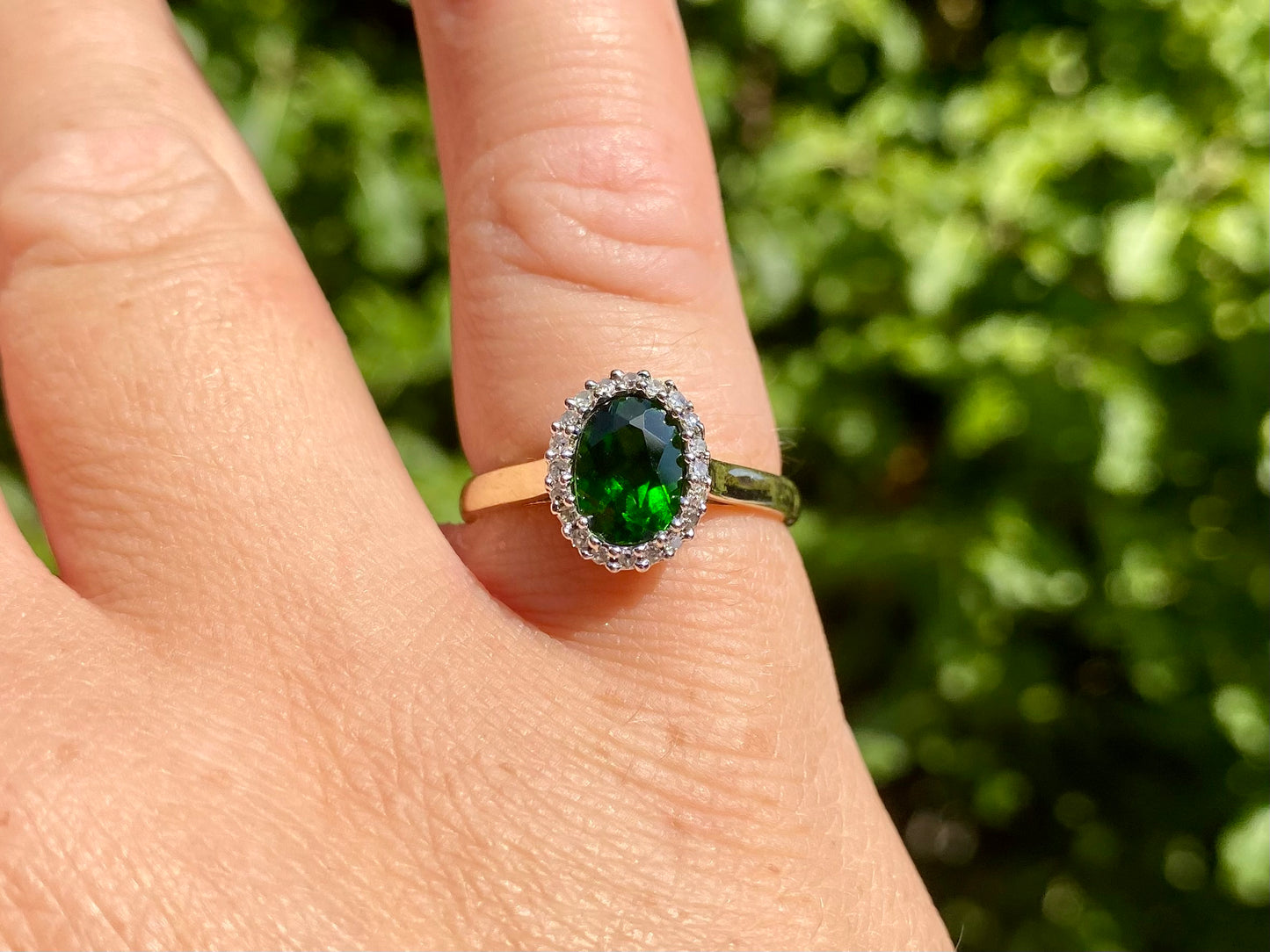 9ct Gold Diopside & Diamond Ring