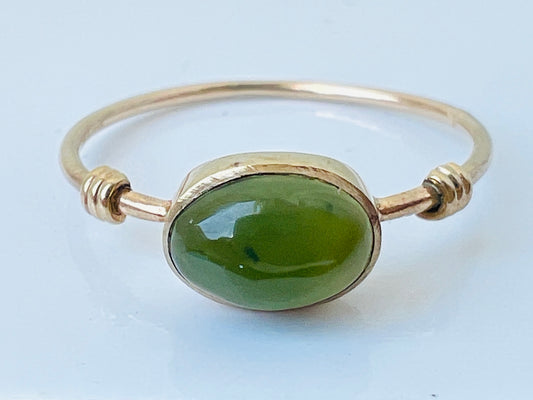 Vintage 9ct Gold Jade Ring