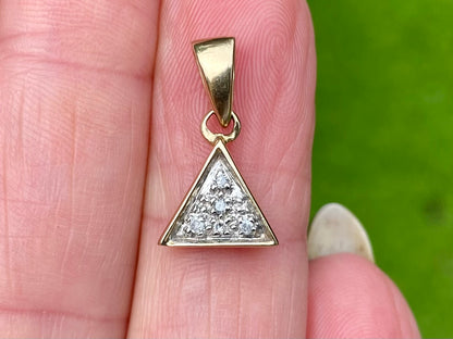 9ct Gold Diamond Pendant