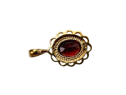 9ct Gold Garnet Pendant
