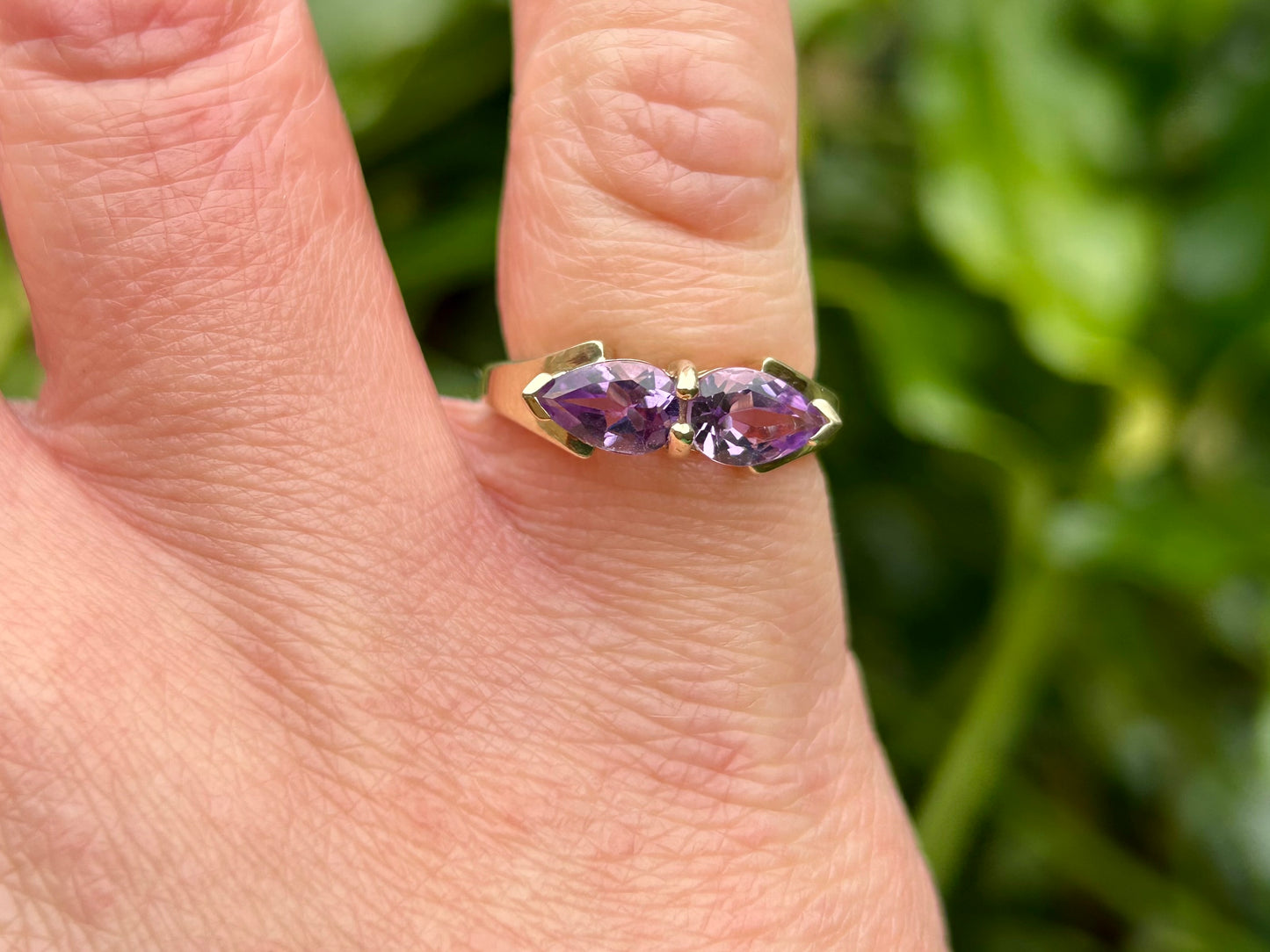 9ct Gold Amethyst Ring