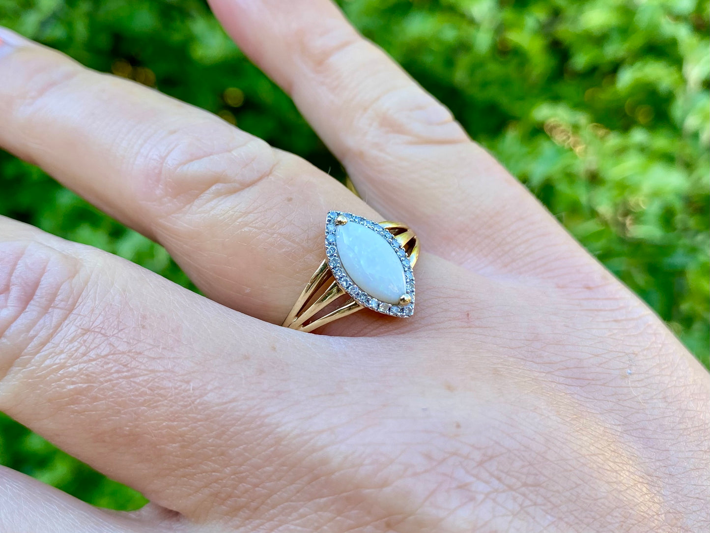 9ct Gold Opal & Diamond Ring