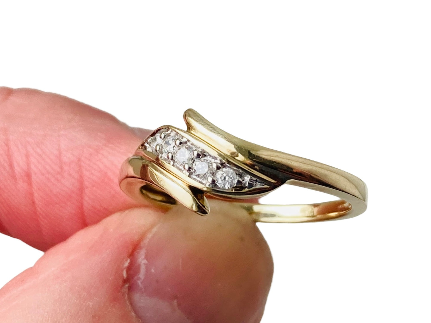 9ct Gold Diamond Ring
