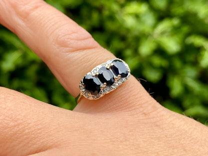 Vintage 9ct Gold Sapphire & Diamond Ring