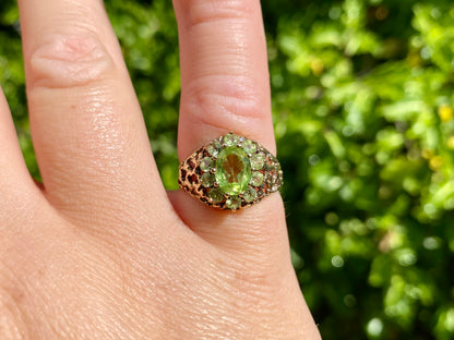9ct Gold Peridot Ring