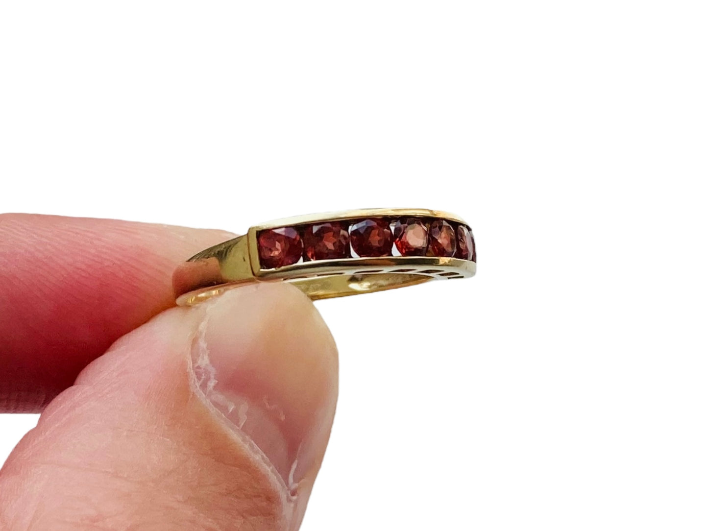 9ct Gold Red Quartz Ring