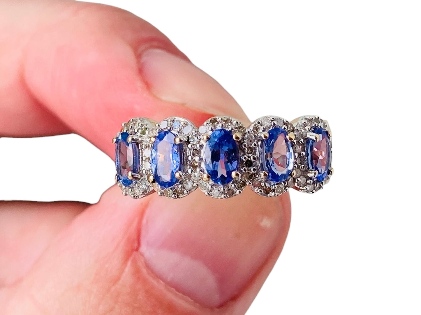 9ct Gold Tanzanite & Diamond Ring