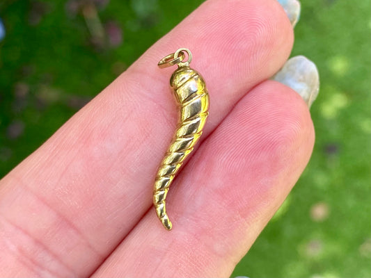 Vintage 9ct Gold Horn Of Plenty Pendant or Charm