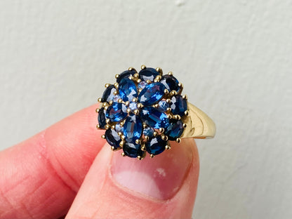 9ct Gold Sapphire & Blue Topaz Cluster Ring