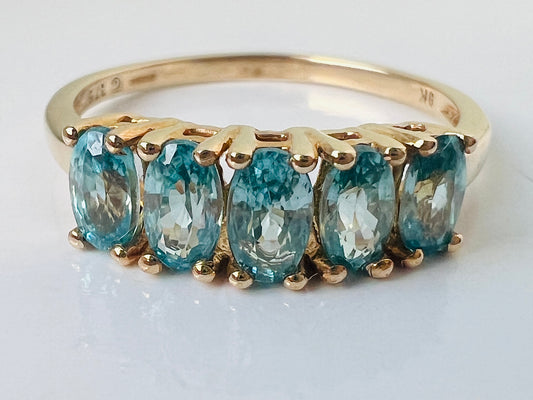 9ct Gold Topaz Ring