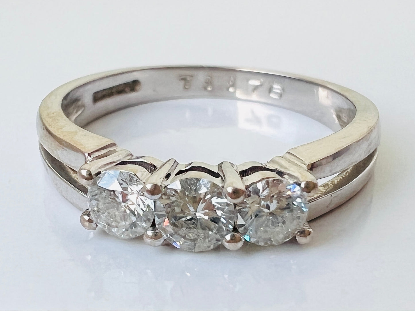 18ct Gold Three-Stone Diamond Ring