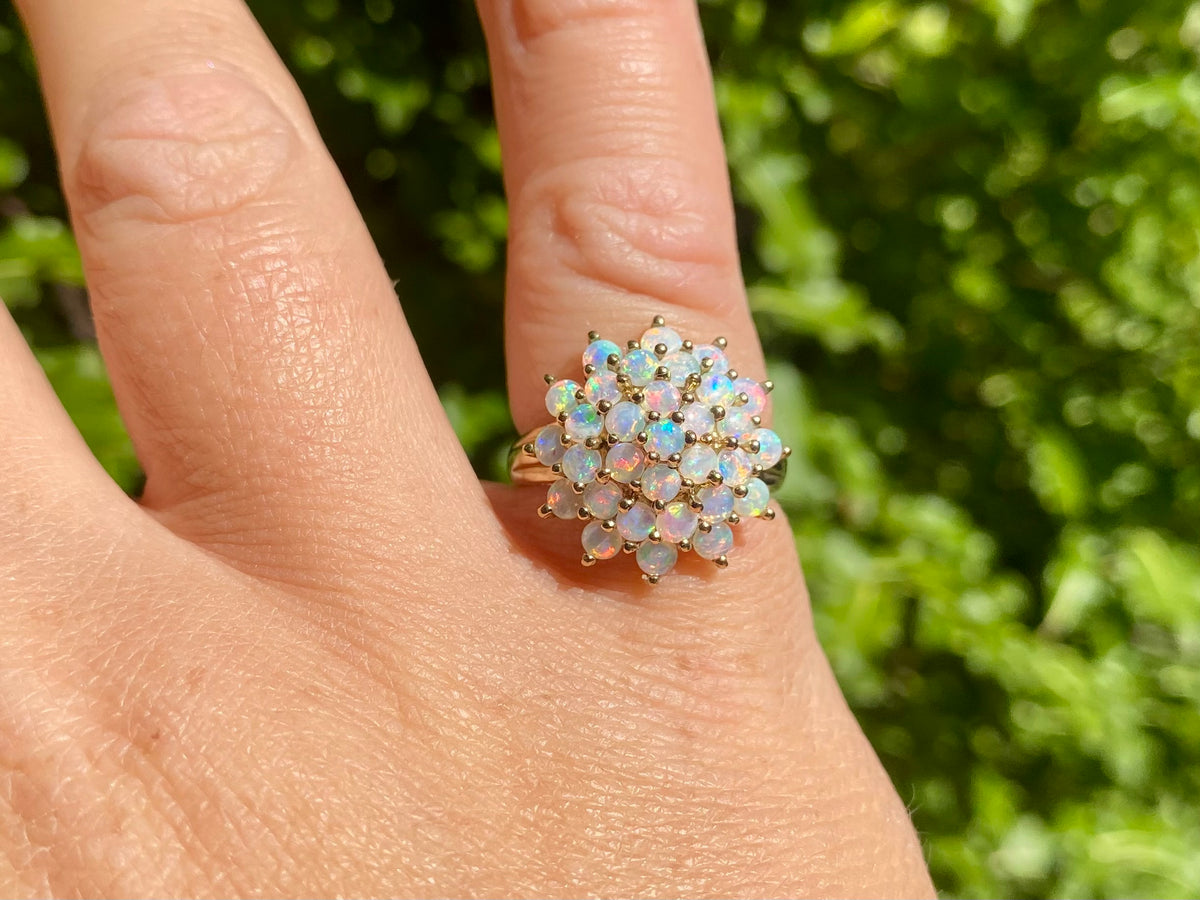 9ct Gold Opal Ring