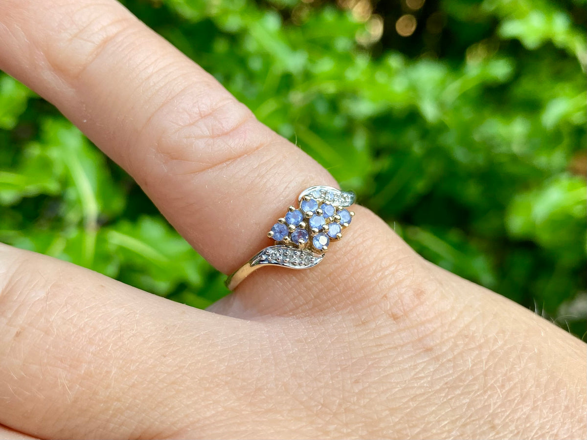 9ct Gold Tanzanite & Diamond Ring