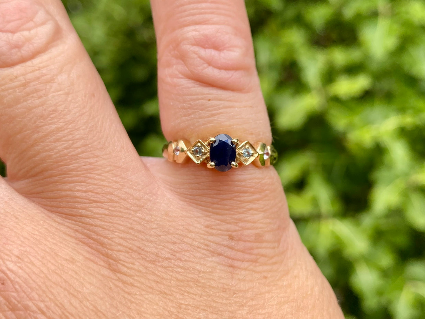 9ct Gold Sapphire Ring