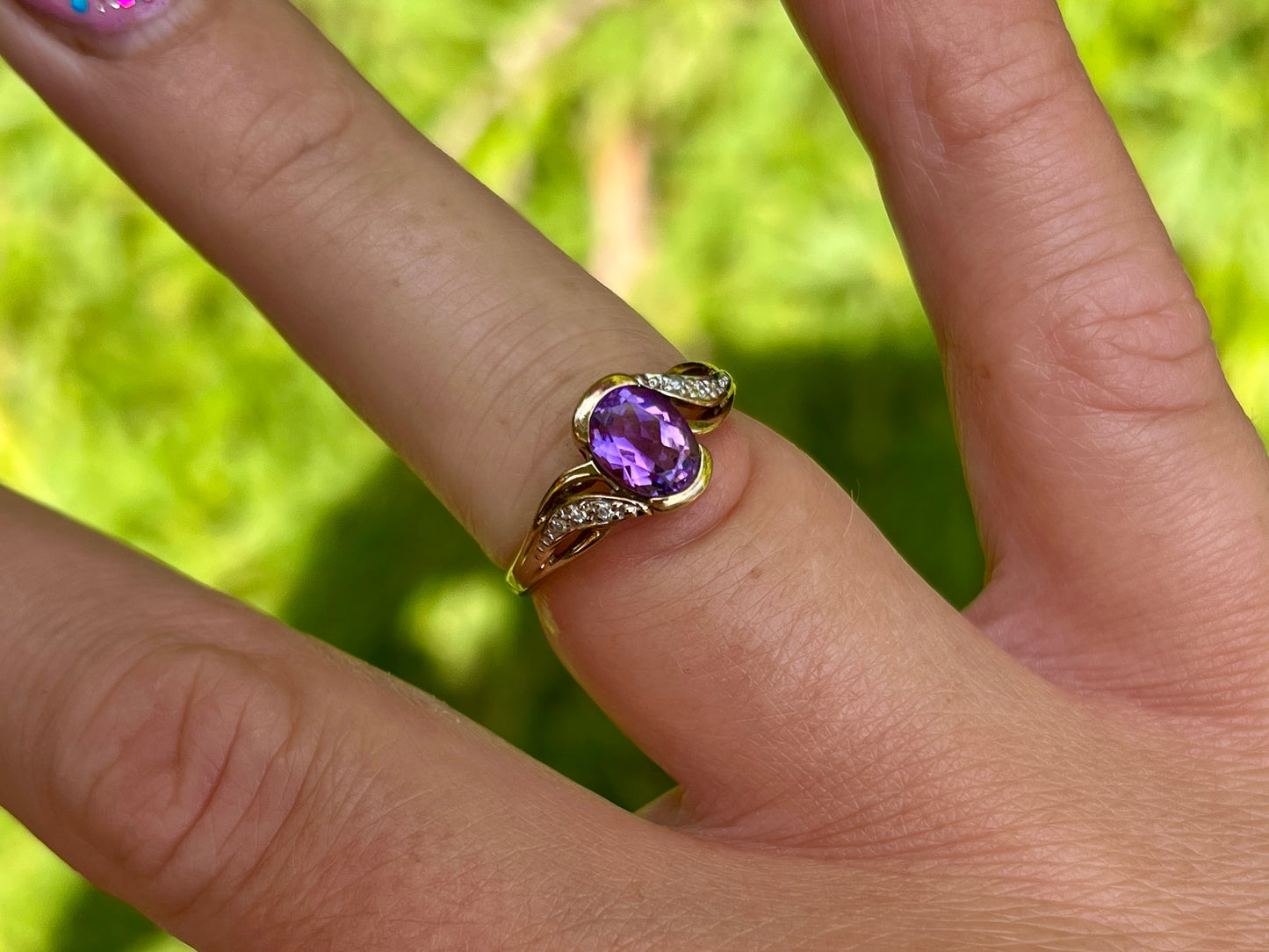 9ct Gold Amethyst & Diamond Ring