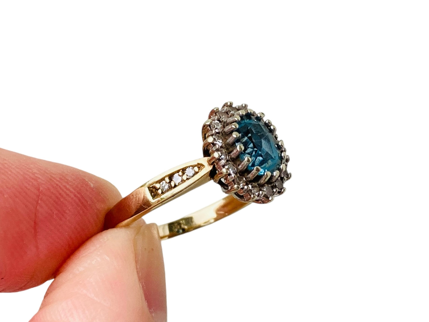 Vintage 9ct Gold Topaz & Diamond Ring