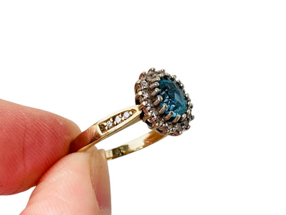 Vintage 9ct Gold Topaz & Diamond Ring