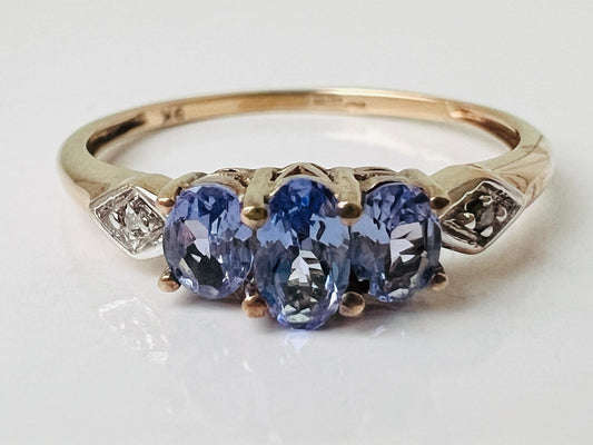 9ct Gold Tanzanite & Diamond Ring