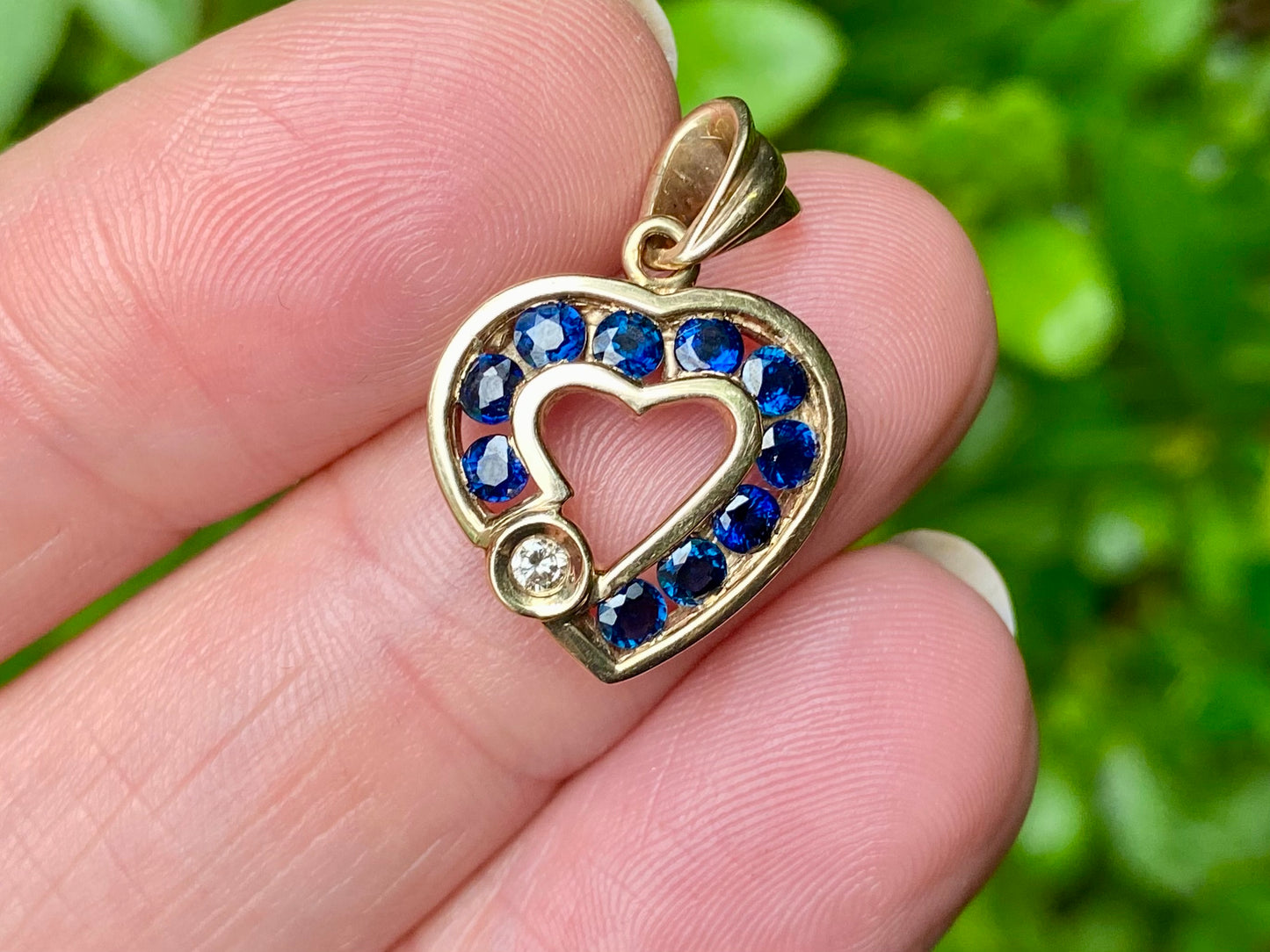 9ct Gold Sapphire & Diamond Heart Pendant