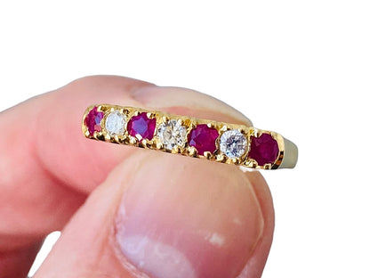 Vintage 18ct Gold Ruby & Diamond Ring