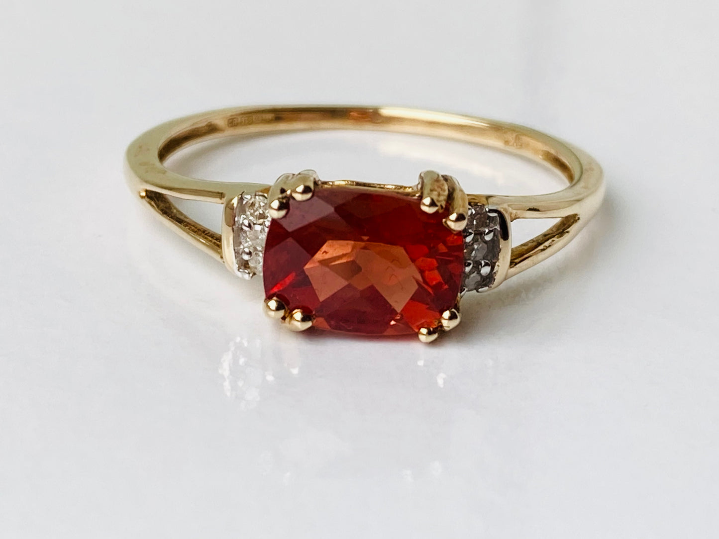 9ct Gold Hessonite Garnet Ring