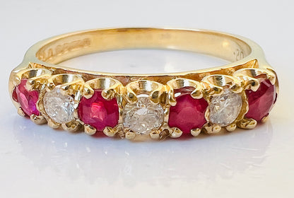 Vintage 18ct Gold Ruby & Diamond Ring