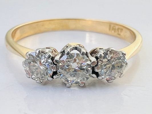 Vintage 18ct Gold Three-Stone Diamond Ring