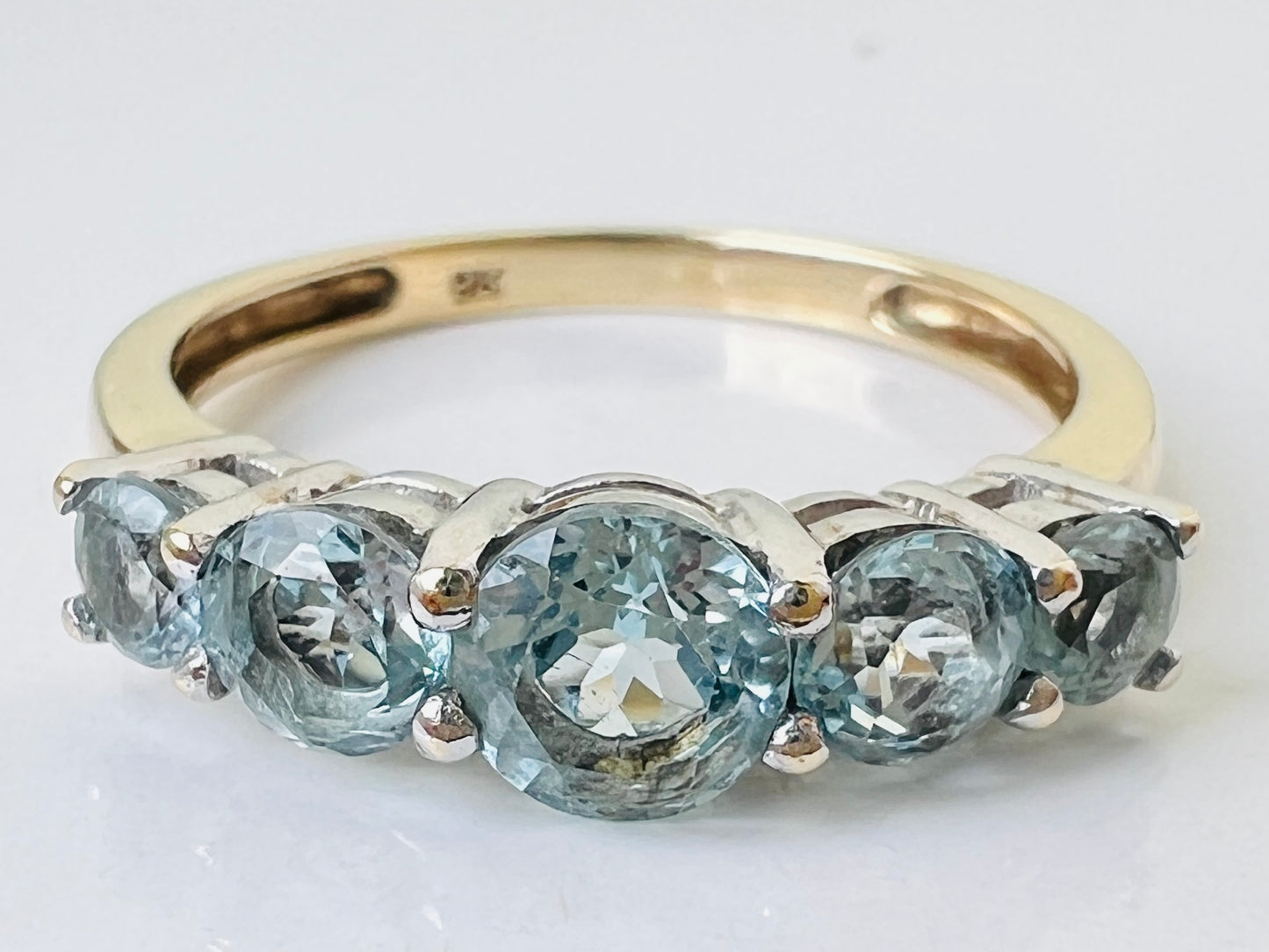 9ct Gold Topaz Ring