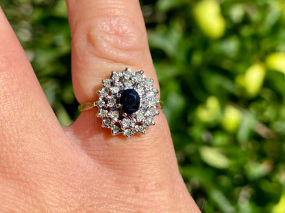 Vintage 9ct Gold Sapphire & Diamond Ring