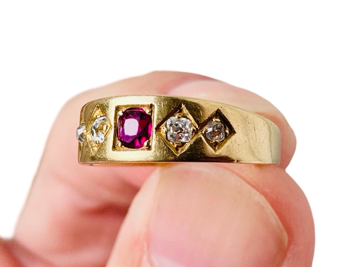 Antique 18ct Gold Ruby & Diamond Ring
